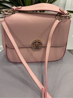 Pink Leather Crossbody Bag Metrocity-used condition